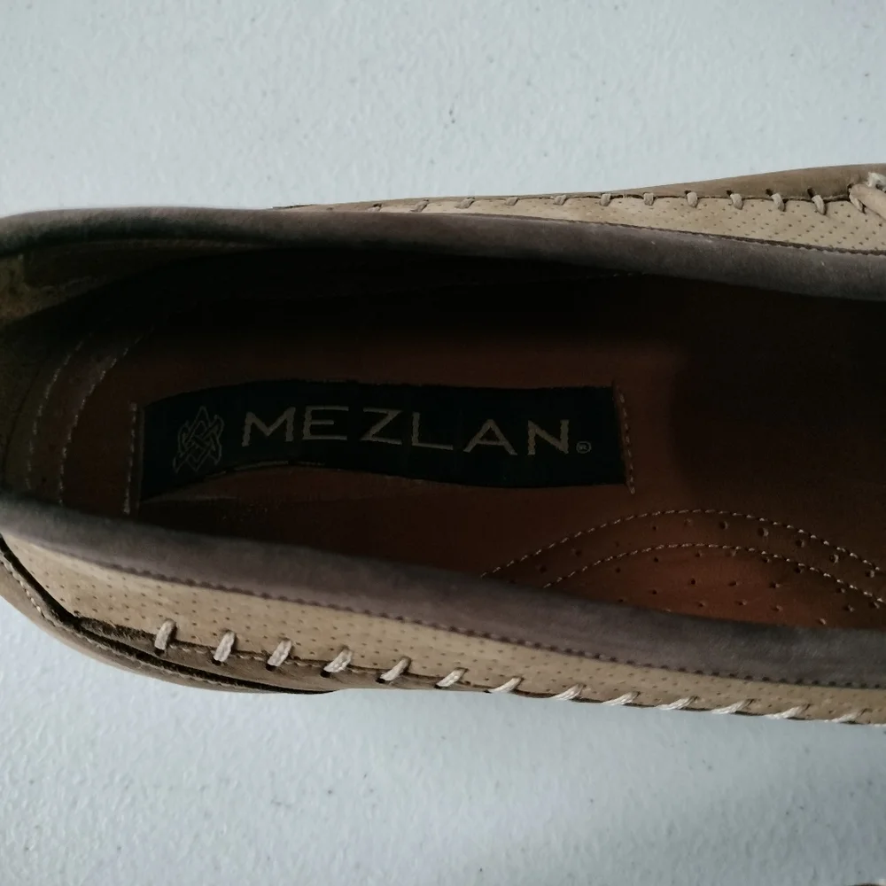 Mezlan Mens Tan Brown Leather Suede Moccasin Loafers 9 Office Comfort Preppy